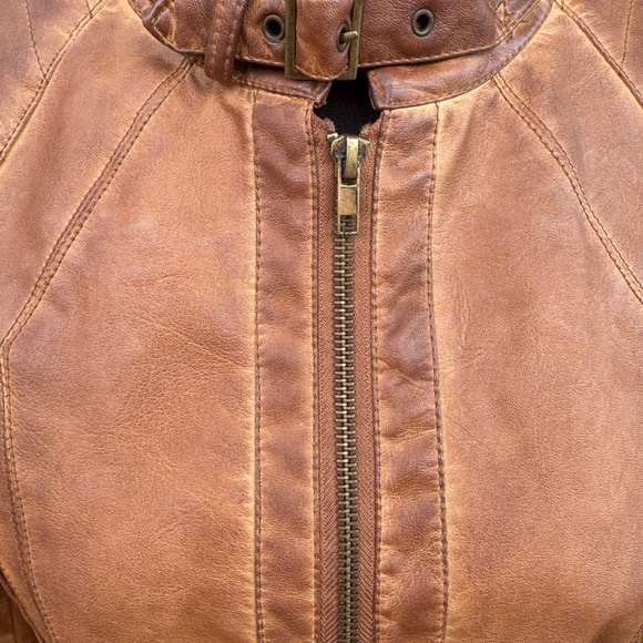 🌟 Vintage Suzy Shier Faux Leather Moto Jacket - Small (S/P) - Cognac Brown 🌟 - Picture 5 of 13